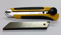 Нож 25мм усил мет напр с магнит АВС-пласт MaxiTool 19791